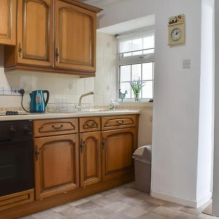 Garth * Lowick Green